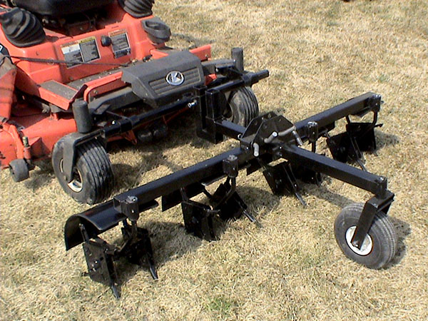 zeroturn aerator